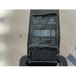 Peugeot - 5008 - Rear seatbelt, centre