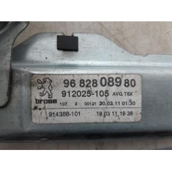 Peugeot - 5008 - Window mechanism 4-door, front left
