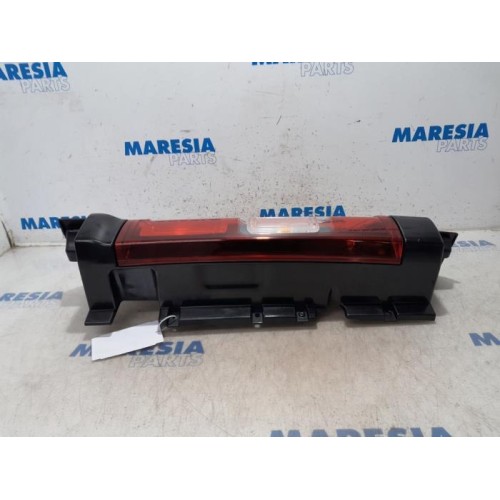 Renault - Trafic - Achterlicht links