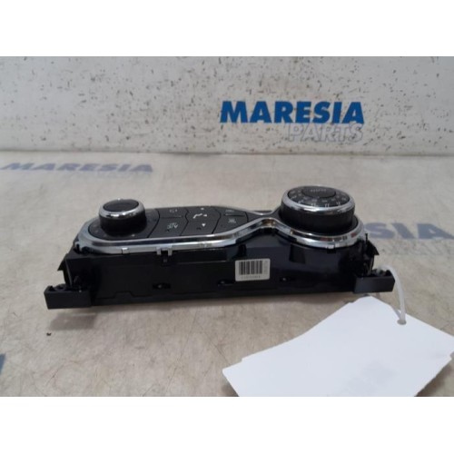 Renault - Trafic - Panneau de commandes chauffage