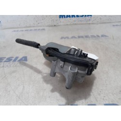Renault - Trafic - Front wiper motor