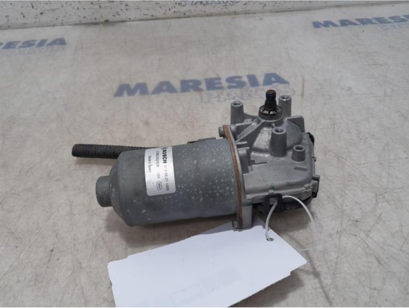 Renault - Trafic - Front wiper motor