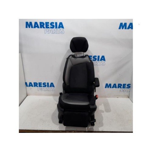 Citroen - C4 Picasso - Seat, right