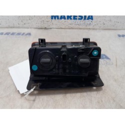 Renault - Trafic - Reversing light, left