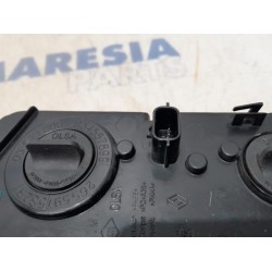 Renault - Trafic - Reversing light, left