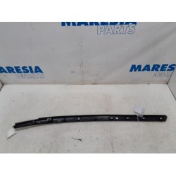 Citroen - C4 Picasso - Frontscreen frame