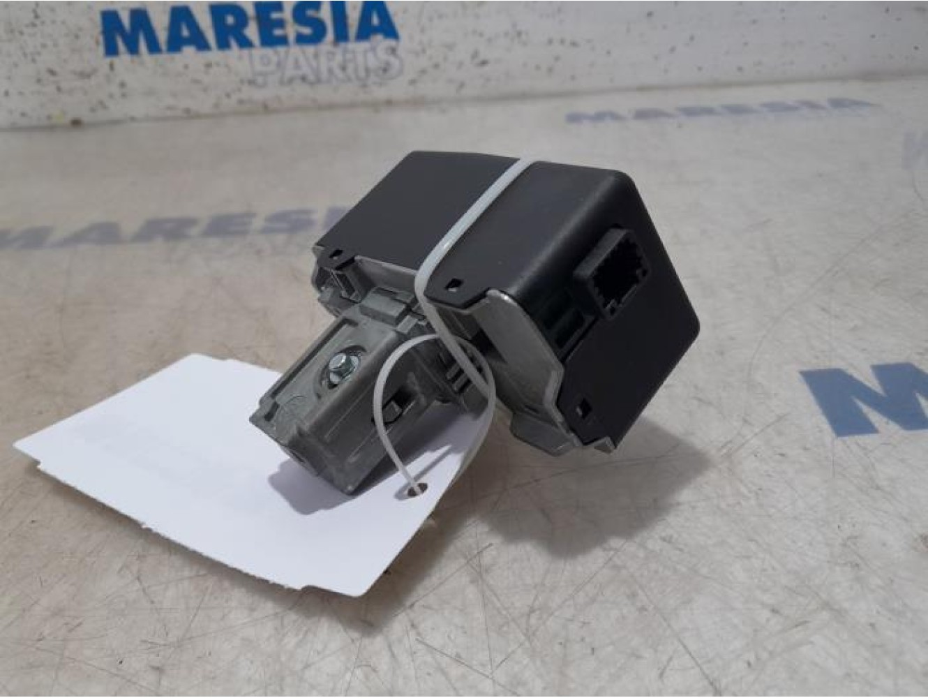 Renault - Trafic - Elektronisches Zündschloss