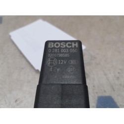 Renault - Trafic - Glow plug relay