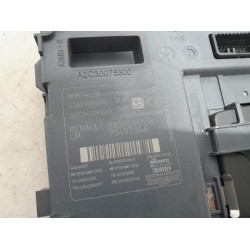 Renault - Trafic - Card reader (lock)