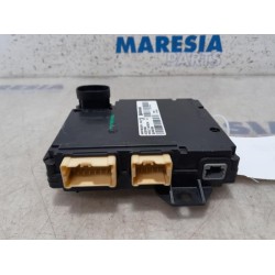 Renault - Trafic - Central door locking module