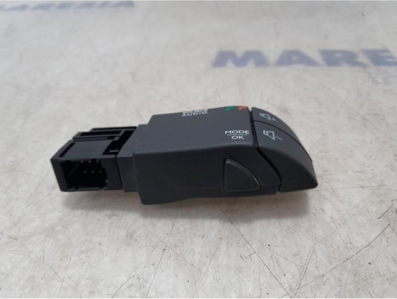 Renault - Trafic - Commande radio volant
