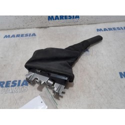 Renault - Trafic - Parking brake lever