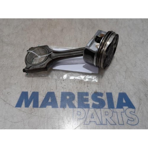 Peugeot - 207 - Piston