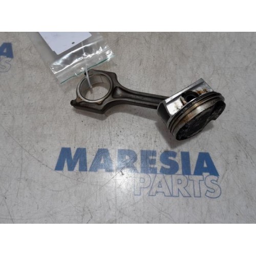 Peugeot - 207 - Piston