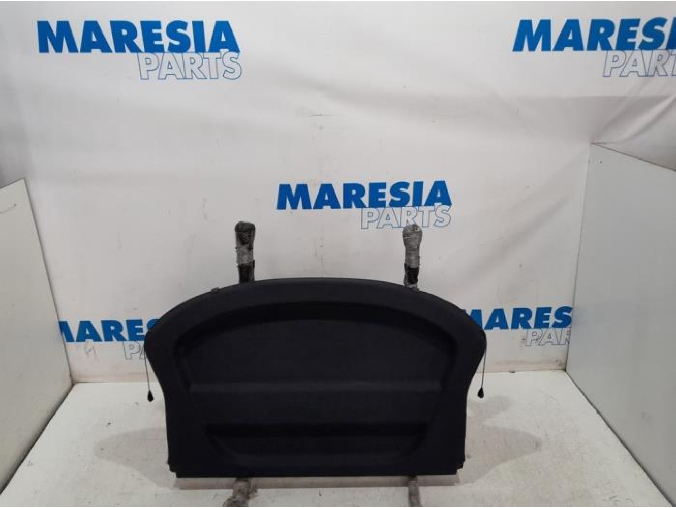 Renault - Megane - Parcel shelf