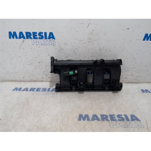 Renault - Captur - Intake manifold