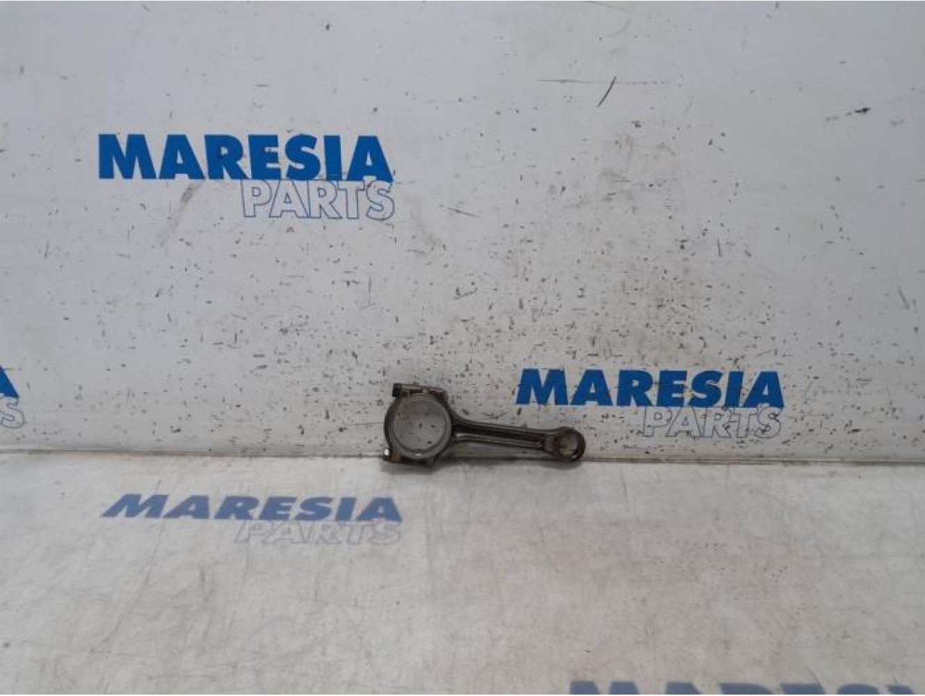 Renault - Captur - Connecting rod