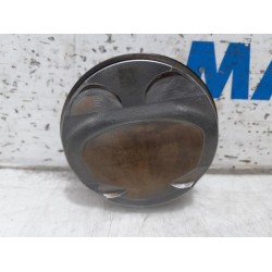 Renault - Captur - Piston