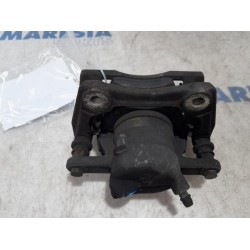 Renault - Clio - Front brake calliper, left