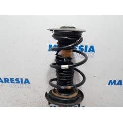 Renault - Clio - Front shock absorber rod, right
