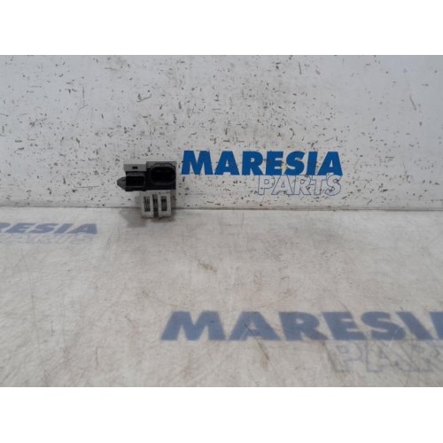 Renault - Clio - Cooling fan resistor