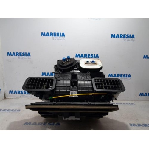 Renault - Trafic - Heater housing