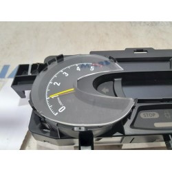 Opel - Vivaro - Instrumentenbrett