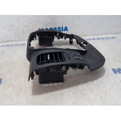 Opel - Vivaro - Dashboard vent