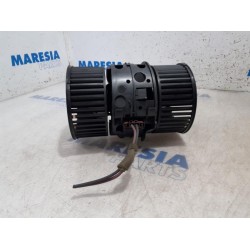 Opel - Vivaro - Heating and ventilation fan motor