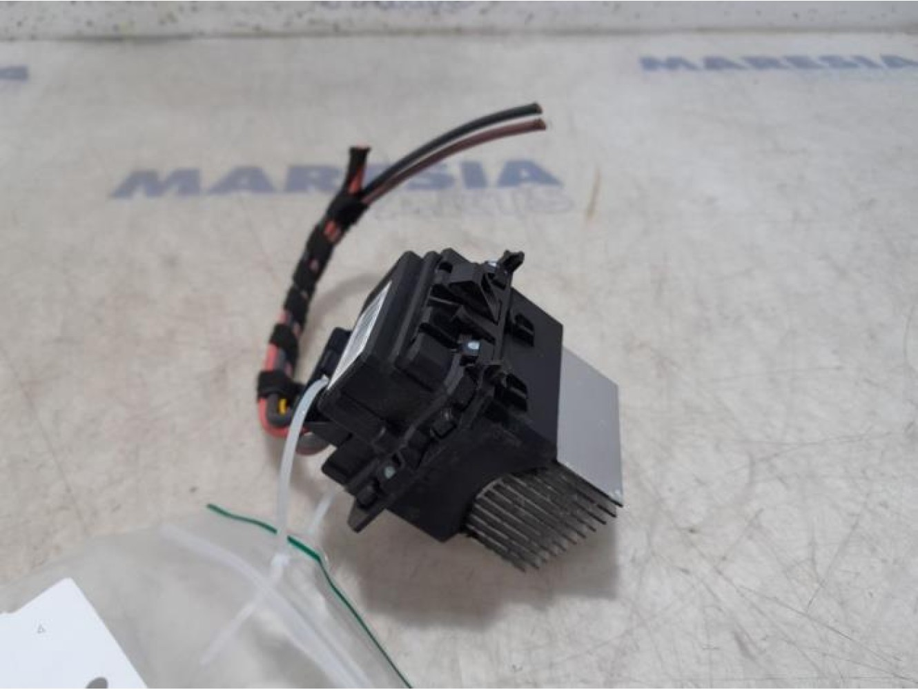 Opel - Vivaro - Heater resistor