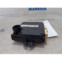 Opel - Vivaro - Central door locking module