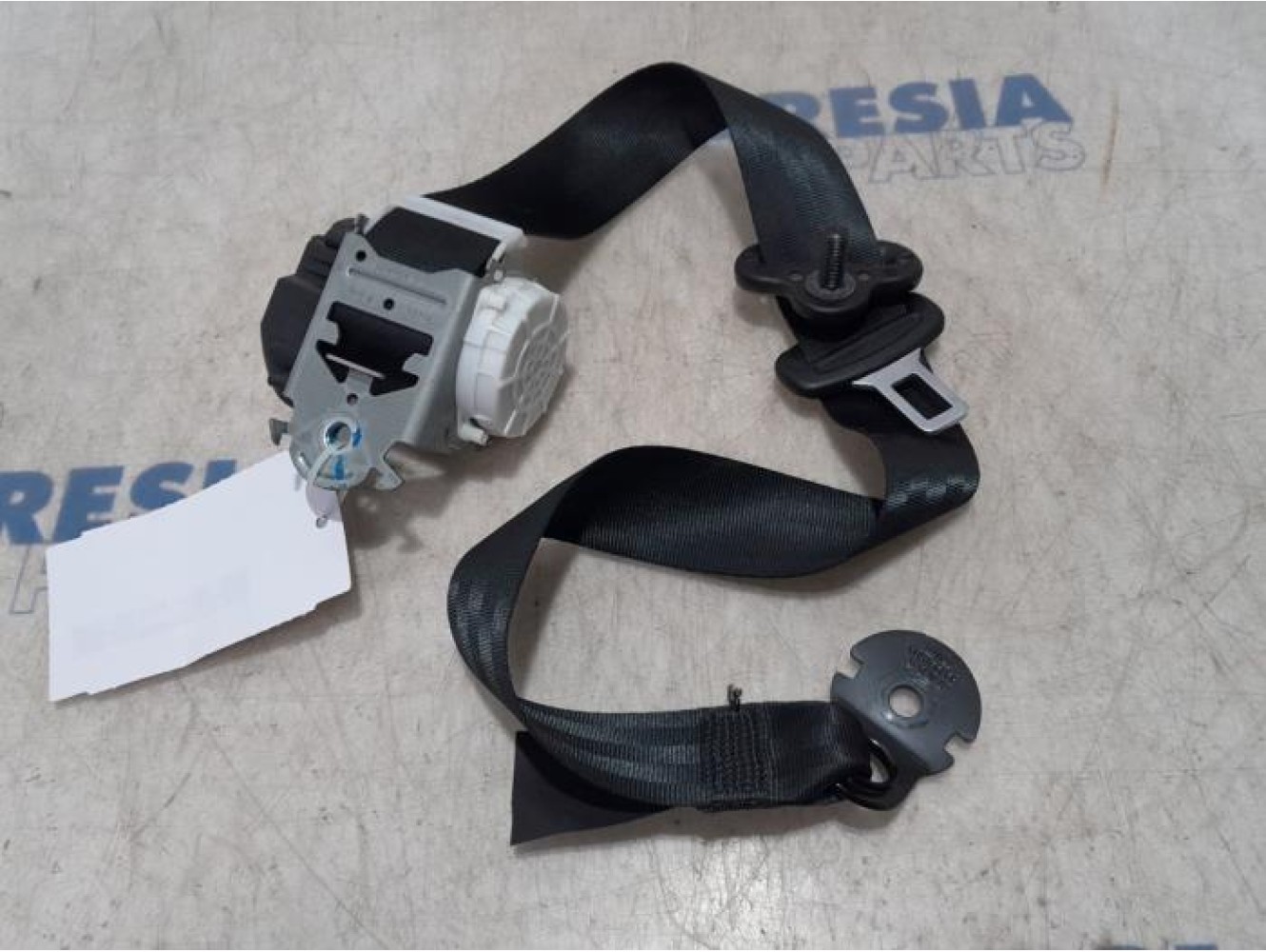 Opel - Vivaro - Ceinture de sécurité avant droite