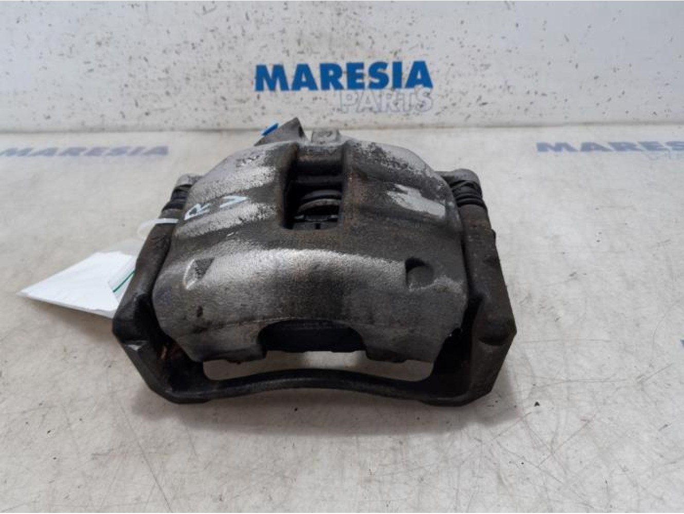 Peugeot - 308 - Front brake calliper, right
