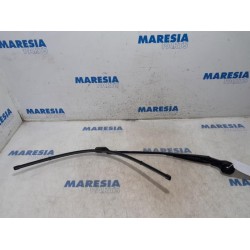 Citroen - C4 Picasso - Front wiper arm