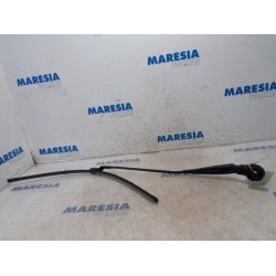 Citroen - C4 Picasso - Front wiper arm