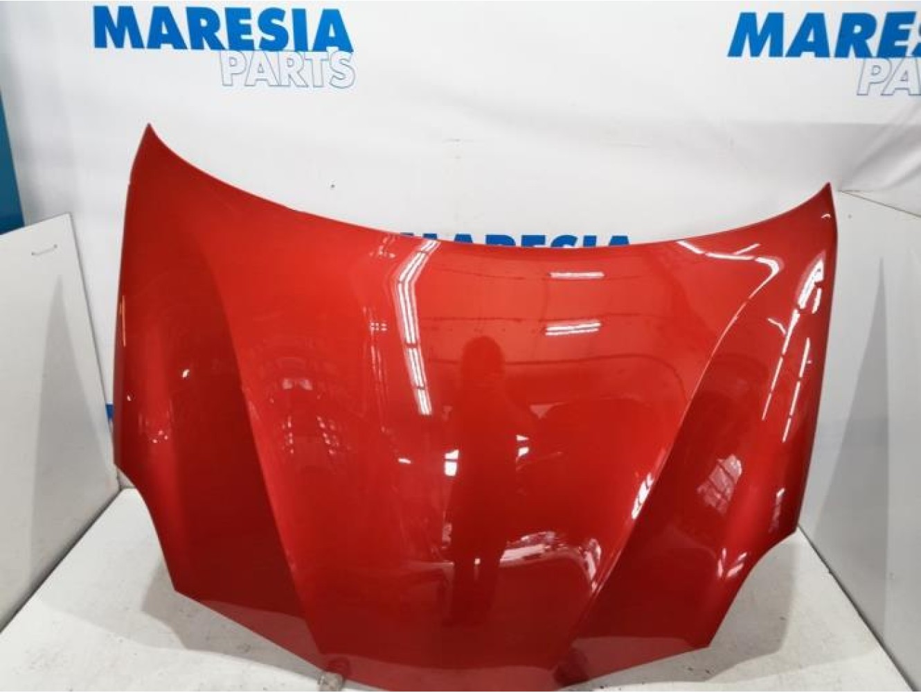 Alfa Romeo - Giulietta - Bonnet