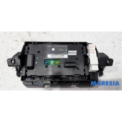 Renault - Megane - Navigation Display