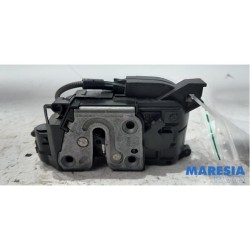 Renault - Megane - Front door lock mechanism 4-door, right