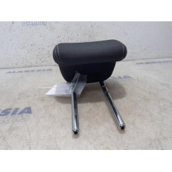 Renault - Megane - Headrest