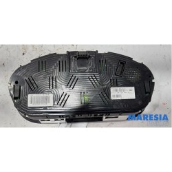 Renault - Megane - Instrument panel