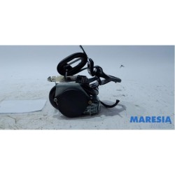 Renault - Megane - Front seatbelt, right