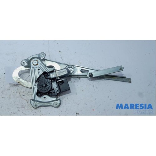 Renault - Megane - Window mechanism 4-door, front right