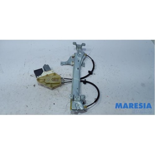 Renault - Megane - Rear door window mechanism 4-door, left