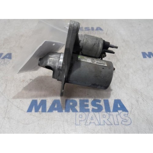 Renault - Megane - Startmotor
