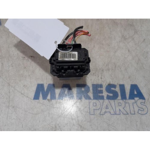 Renault - Megane - Heater resistor