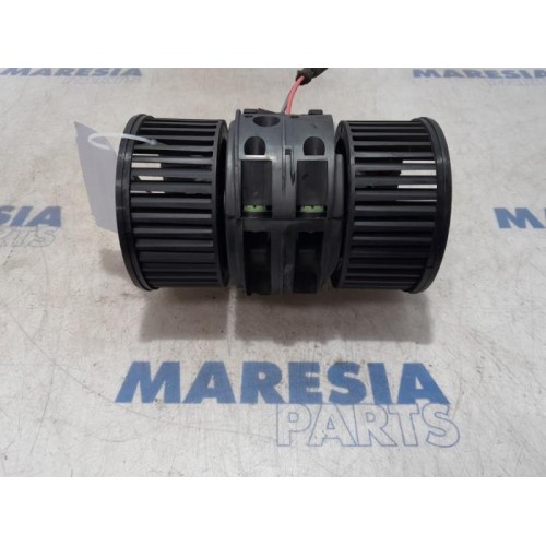 Renault - Megane - Heating and ventilation fan motor