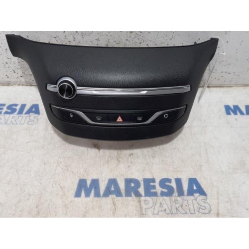Peugeot - 308 - Heater control panel