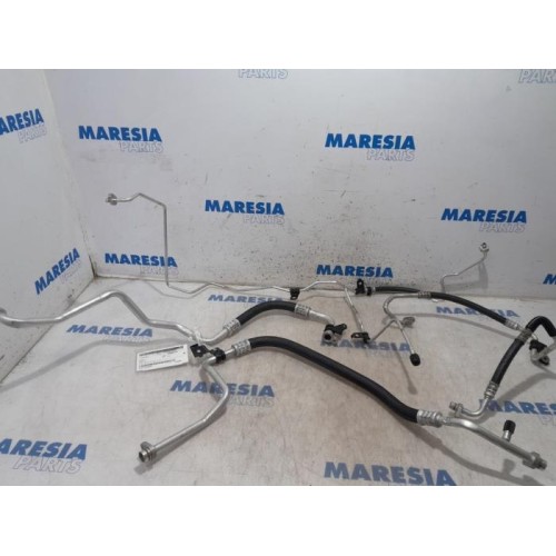Renault - Megane - Air conditioning line