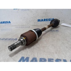 Renault - Megane - Aandrijfas links-voor