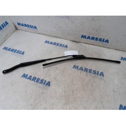 Renault - Megane - Front wiper arm